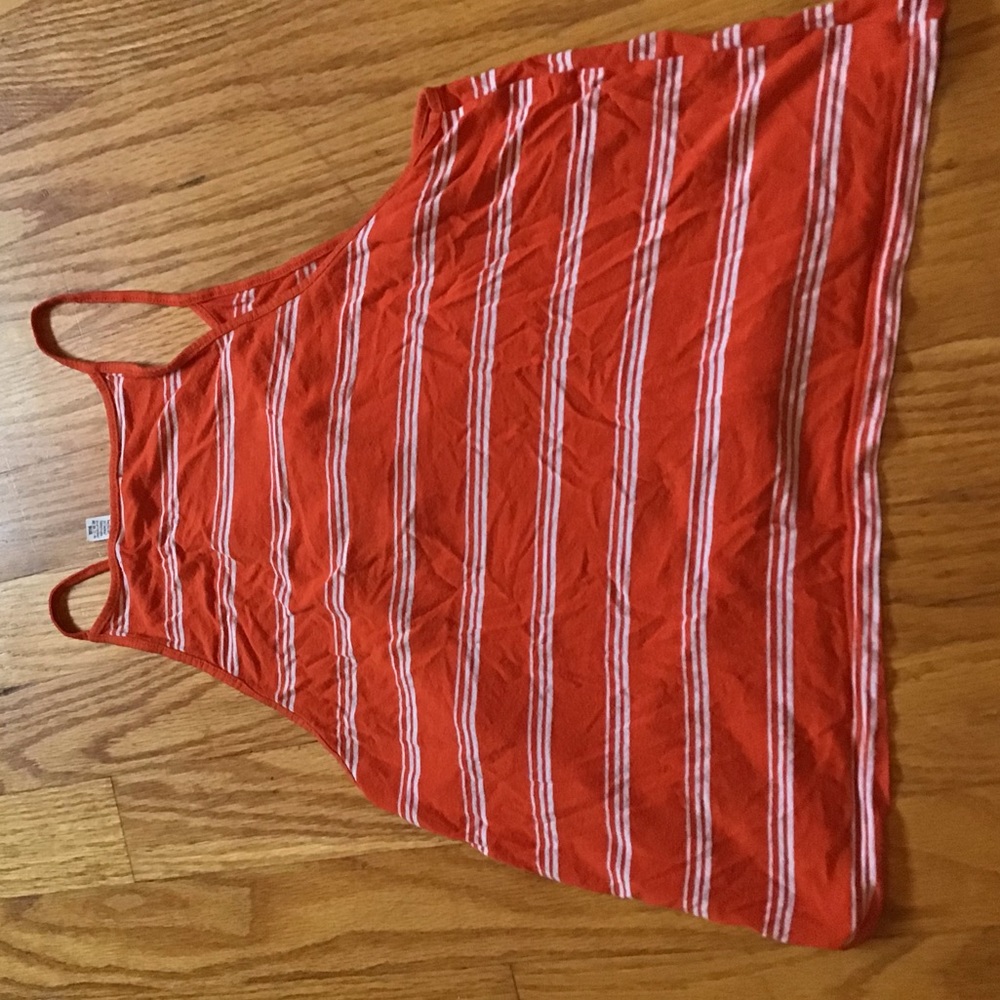 Cropped tank - Picture 2 of 2
